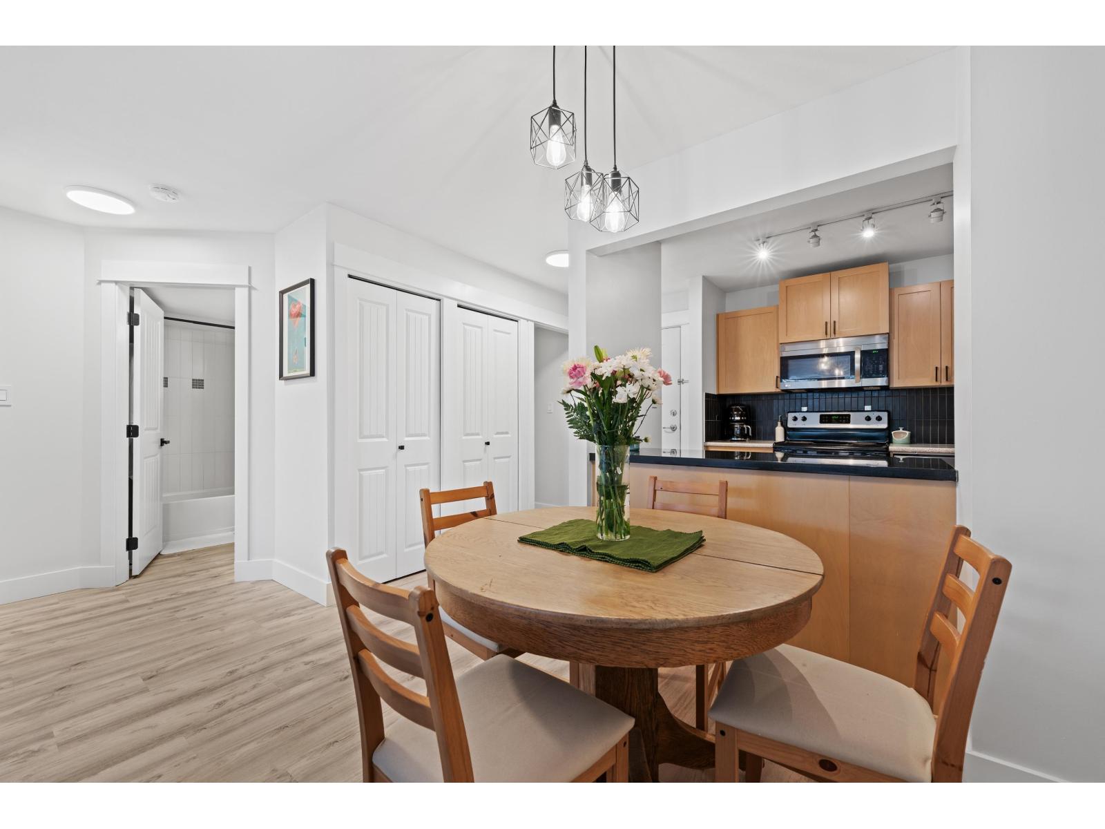 106 32725 George Ferguson Way, Abbotsford, British Columbia  V2T 5M5 - Photo 10 - R3067932