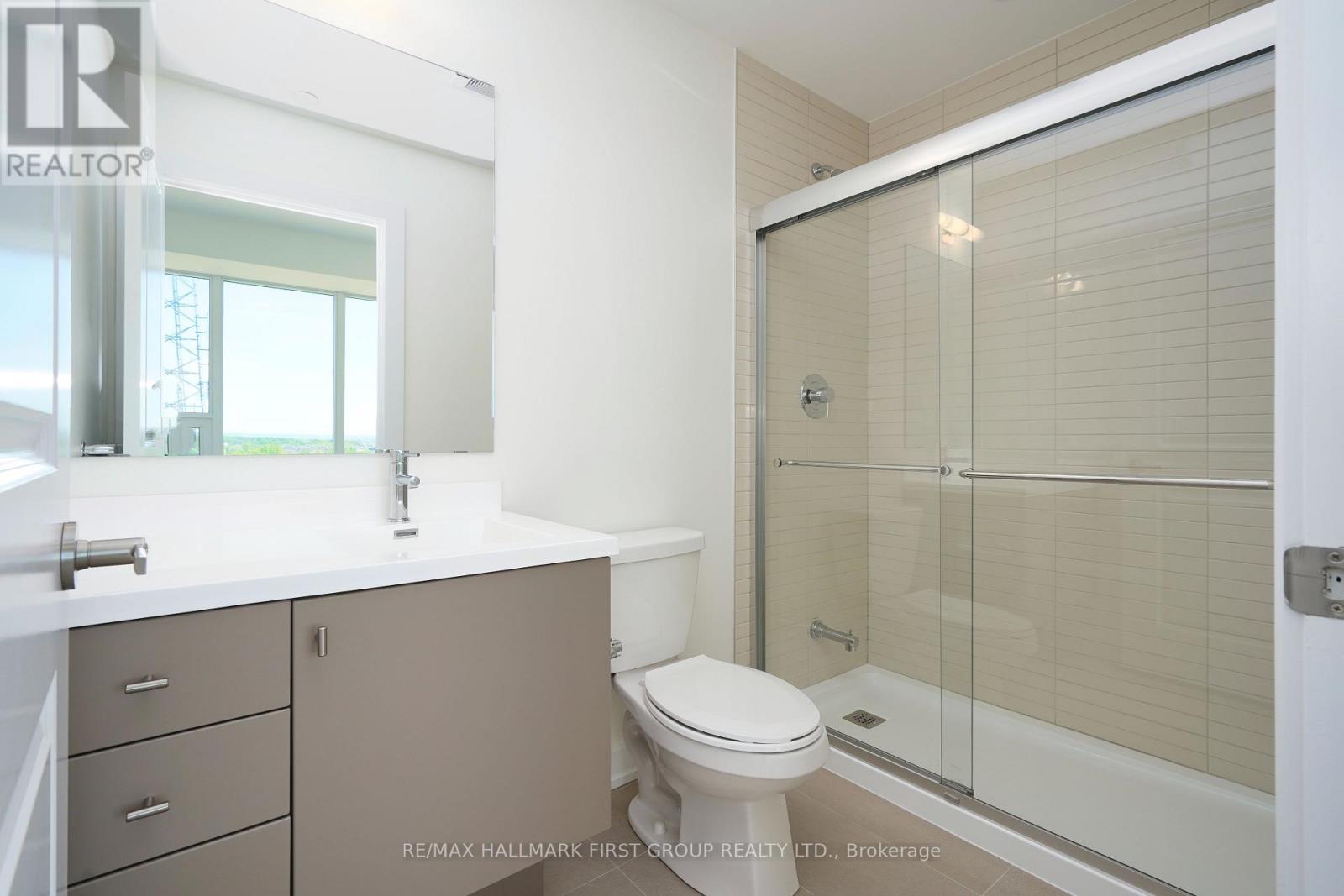 813 - 3220 William Coltson Avenue, Oakville, Ontario  L6H 7X9 - Photo 6 - W12552430