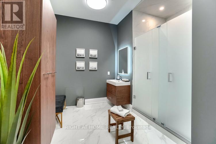 1 - 2050 Steeles Avenue W, Vaughan, Ontario  L4K 2V1 - Photo 25 - N12459754