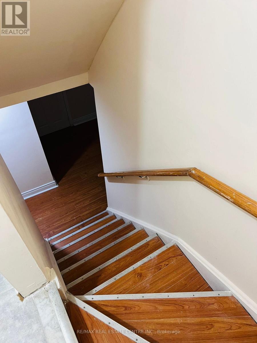 Bsmt - 76 Tideland Drive, Brampton, Ontario  L7A 2W1 - Photo 3 - W12550486