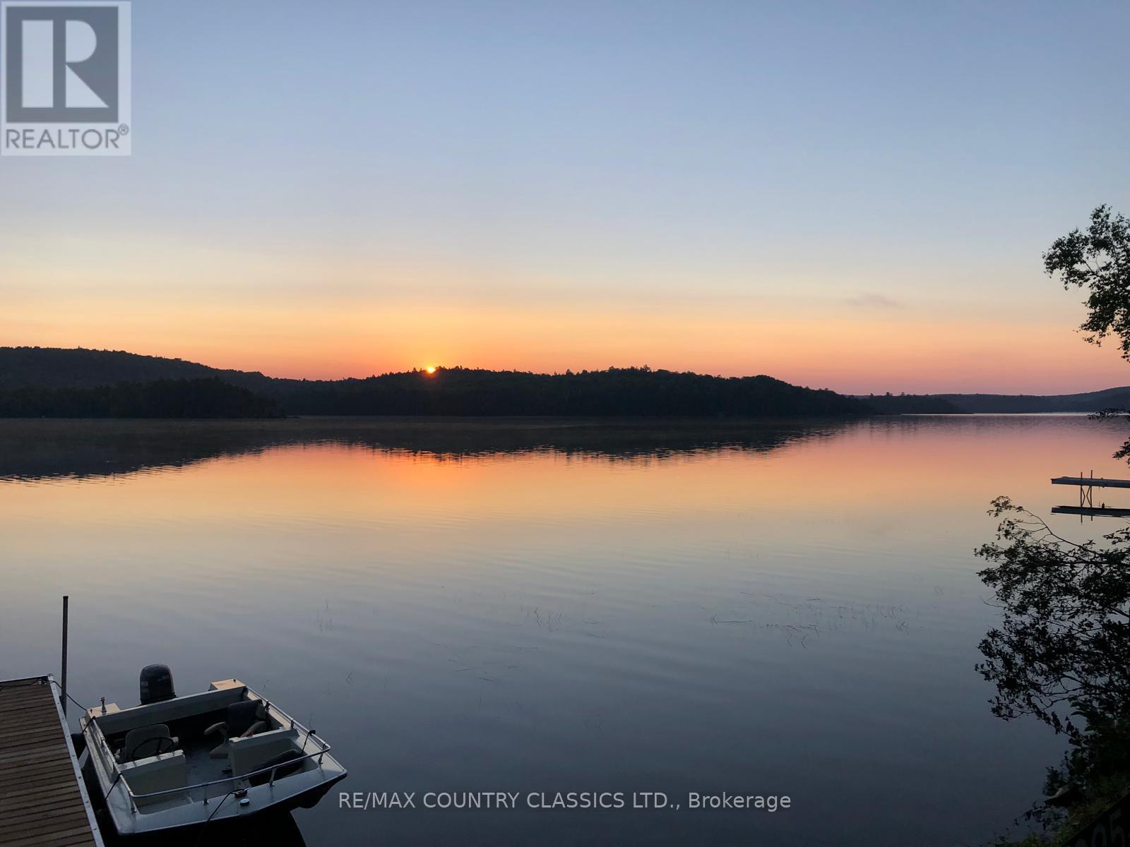 2954 Aylen Lake Road, South Algonquin, Ontario  K0J 2M0 - Photo 2 - X12552594