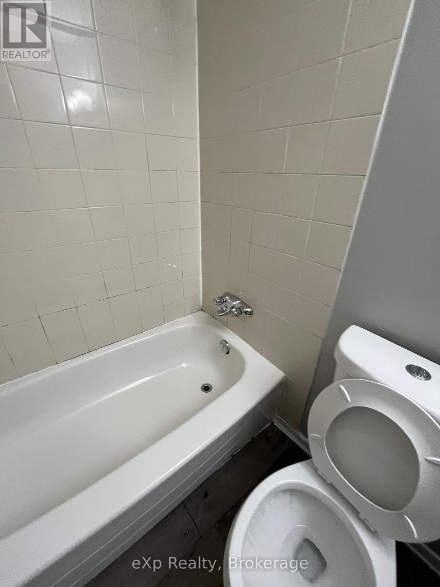 45 - 1200 Courtland Avenue E, Kitchener, Ontario  N2C 1K7 - Photo 24 - X12544006