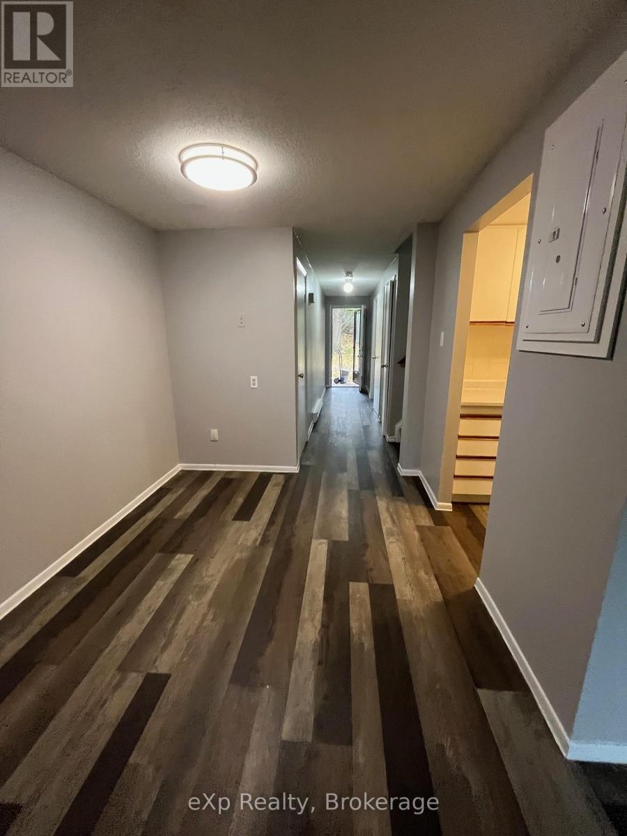 45 - 1200 Courtland Avenue E, Kitchener, Ontario  N2C 1K7 - Photo 3 - X12544006