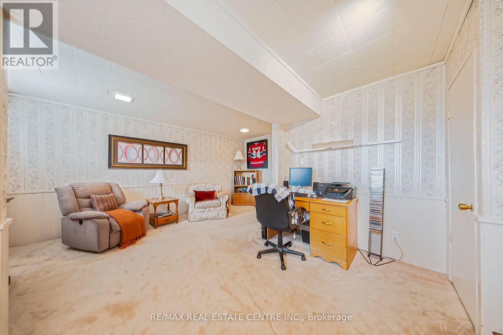 23 Coral Drive, Hamilton, Ontario  L8V 2N4 - Photo 26 - X12552372