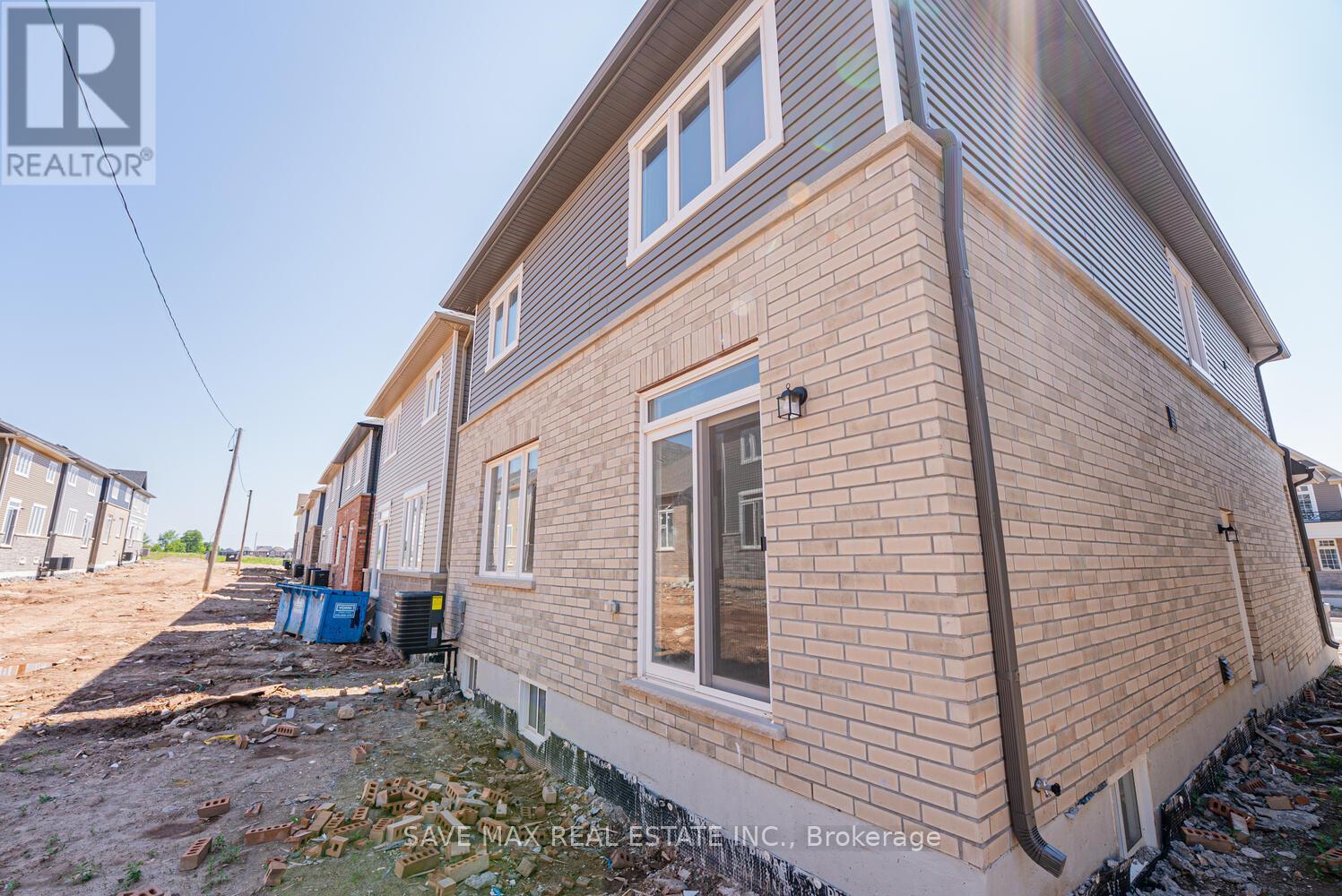 82 Sanders Road, Erin, Ontario  N0B 1T0 - Photo 43 - X12552388