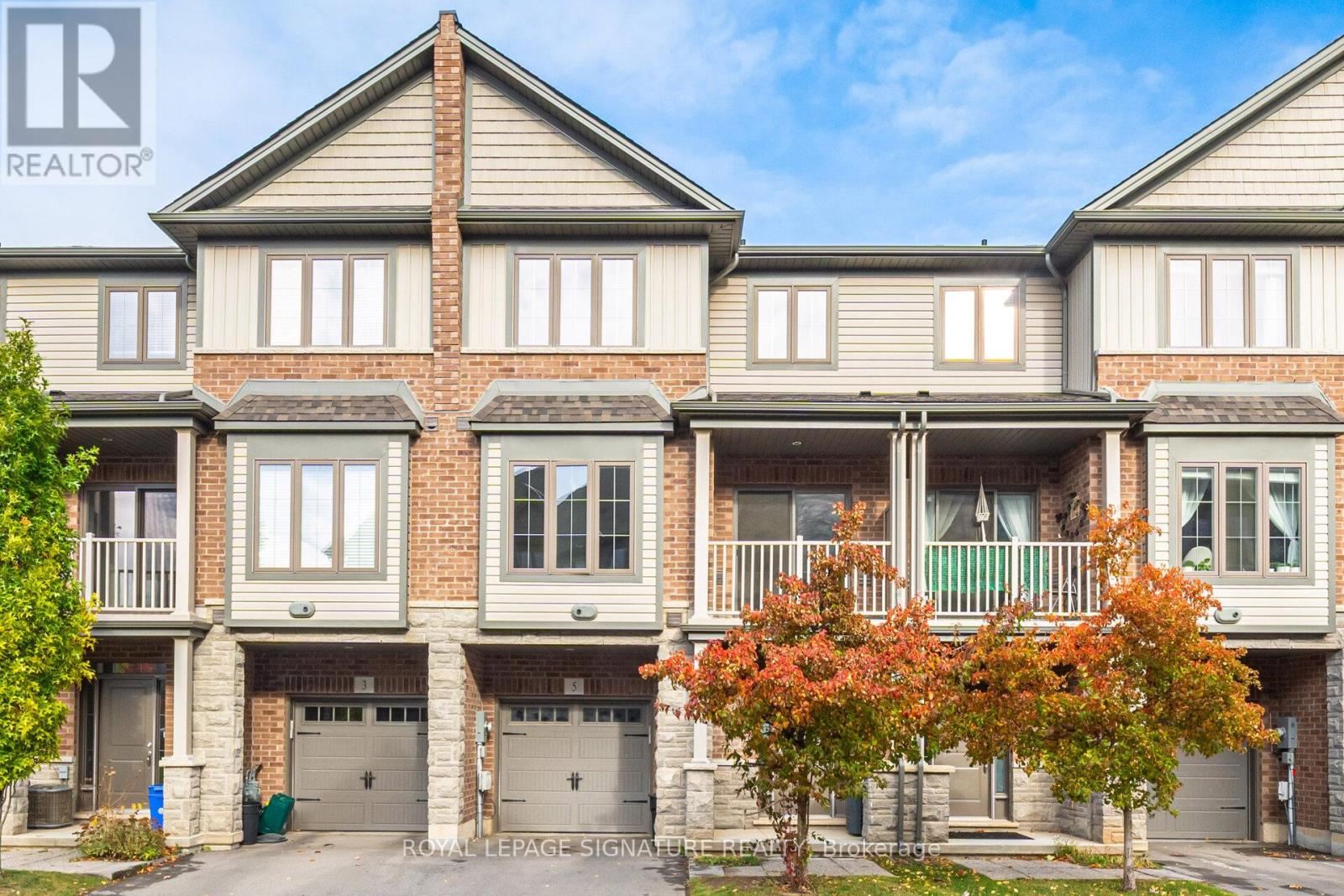 5 RIDGESIDE LANE, Hamilton, Ontario