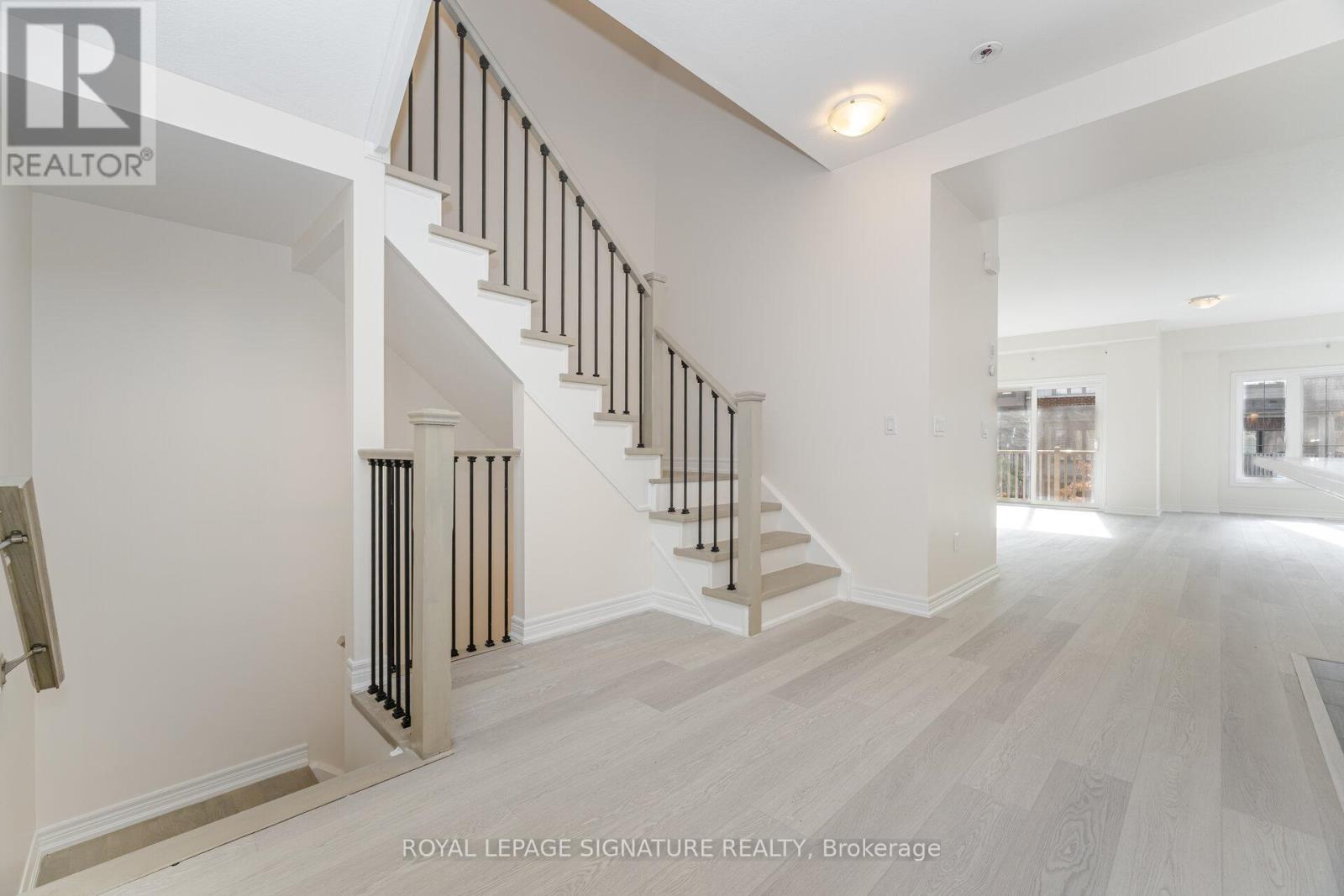 5 Ridgeside Lane, Hamilton, Ontario  L8B 1W5 - Photo 12 - X12552424