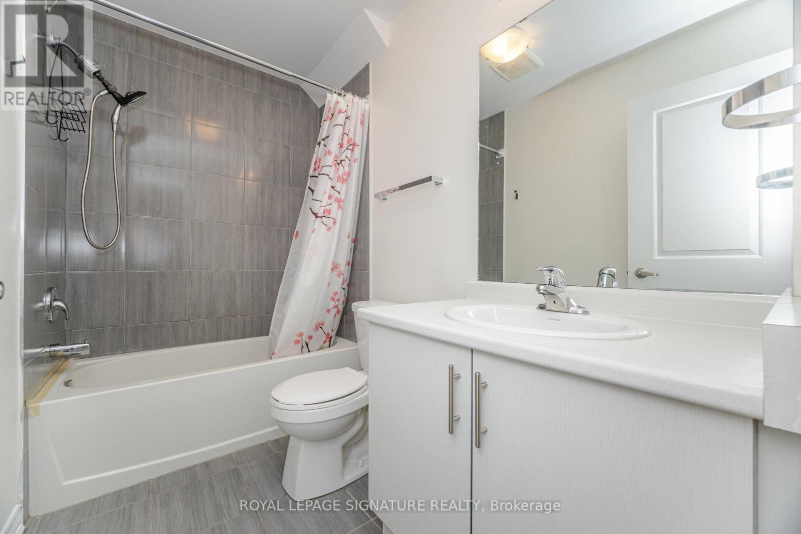 5 Ridgeside Lane, Hamilton, Ontario  L8B 1W5 - Photo 22 - X12552424