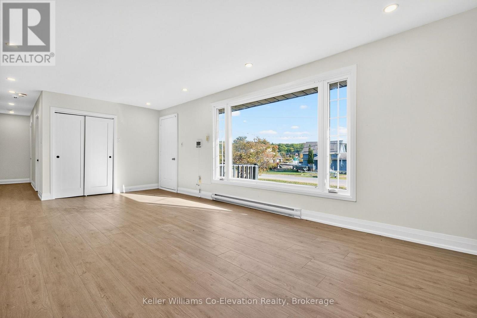 556 Champlain Road, Tiny, Ontario  L9M 0C2 - Photo 8 - S12552584