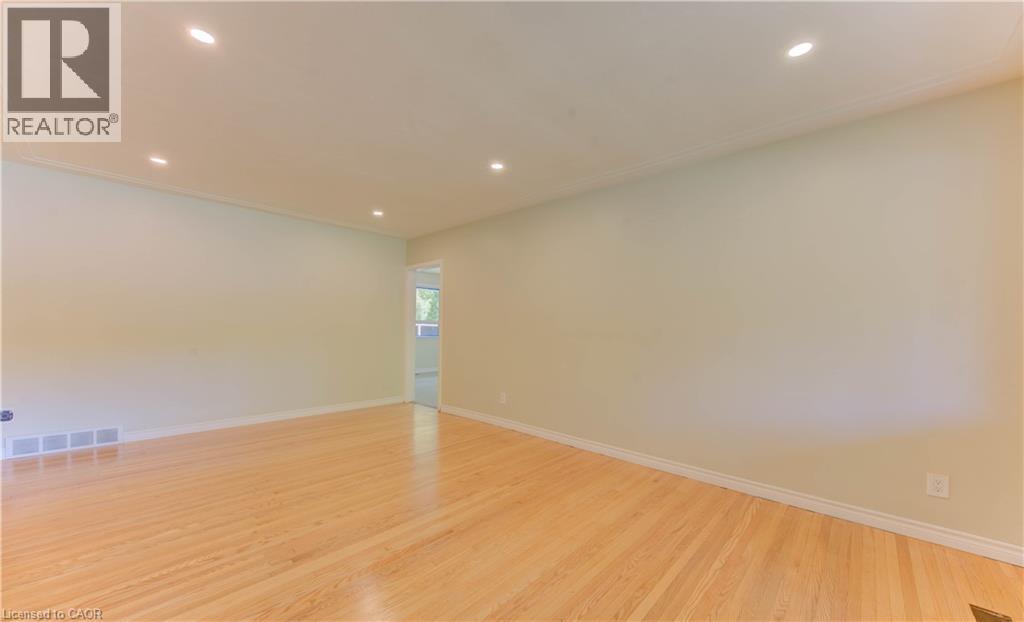 88 Ellis Crescent S, Waterloo, Ontario  N2J 2B8 - Photo 22 - 40781001