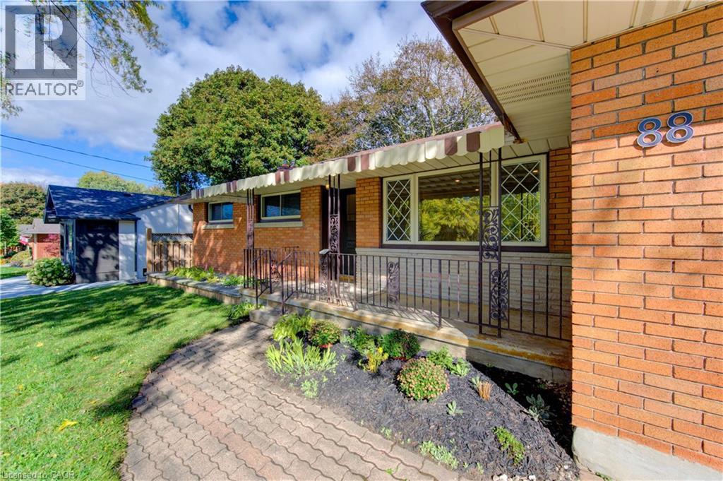 88 Ellis Crescent S, Waterloo, Ontario  N2J 2B8 - Photo 5 - 40781001