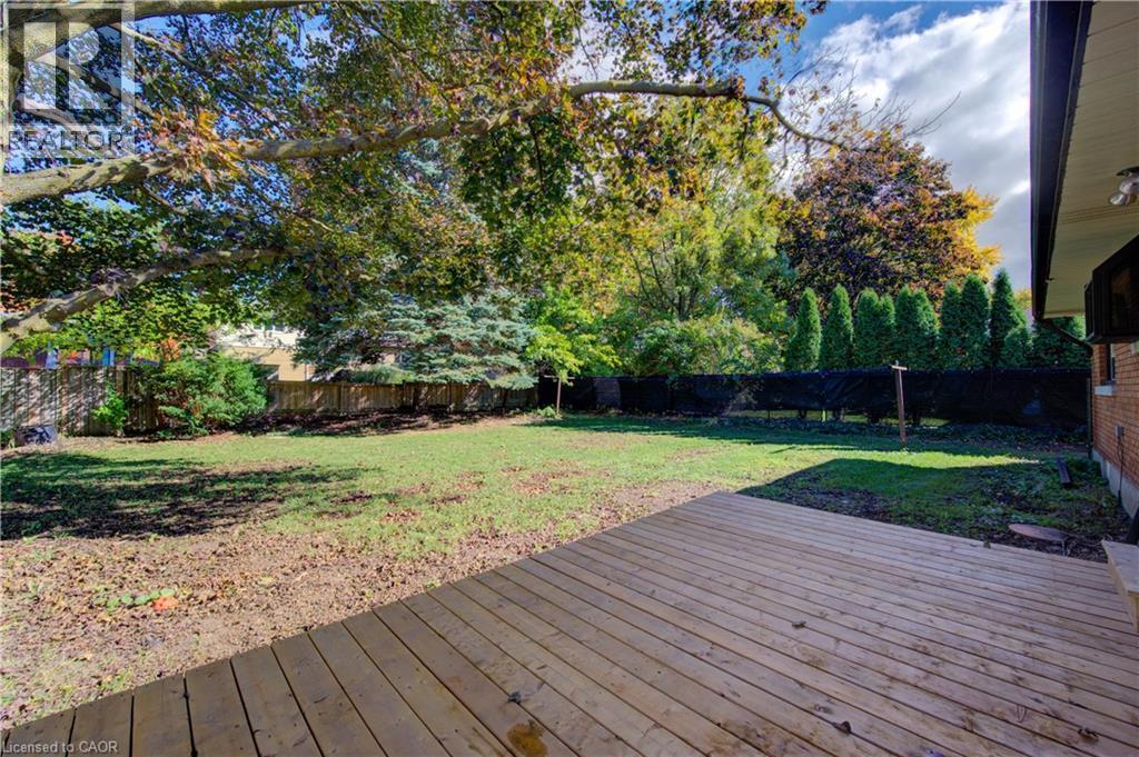 88 Ellis Crescent S, Waterloo, Ontario  N2J 2B8 - Photo 39 - 40781001