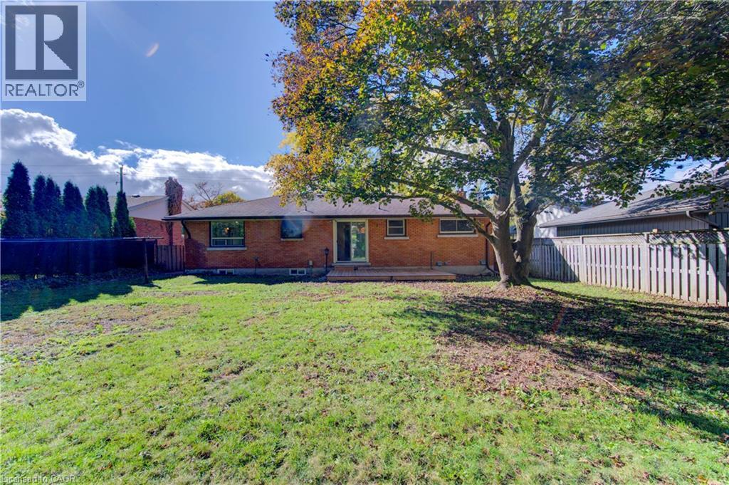 88 Ellis Crescent S, Waterloo, Ontario  N2J 2B8 - Photo 43 - 40781001