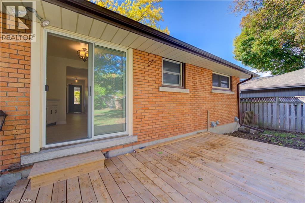 88 Ellis Crescent S, Waterloo, Ontario  N2J 2B8 - Photo 38 - 40781001