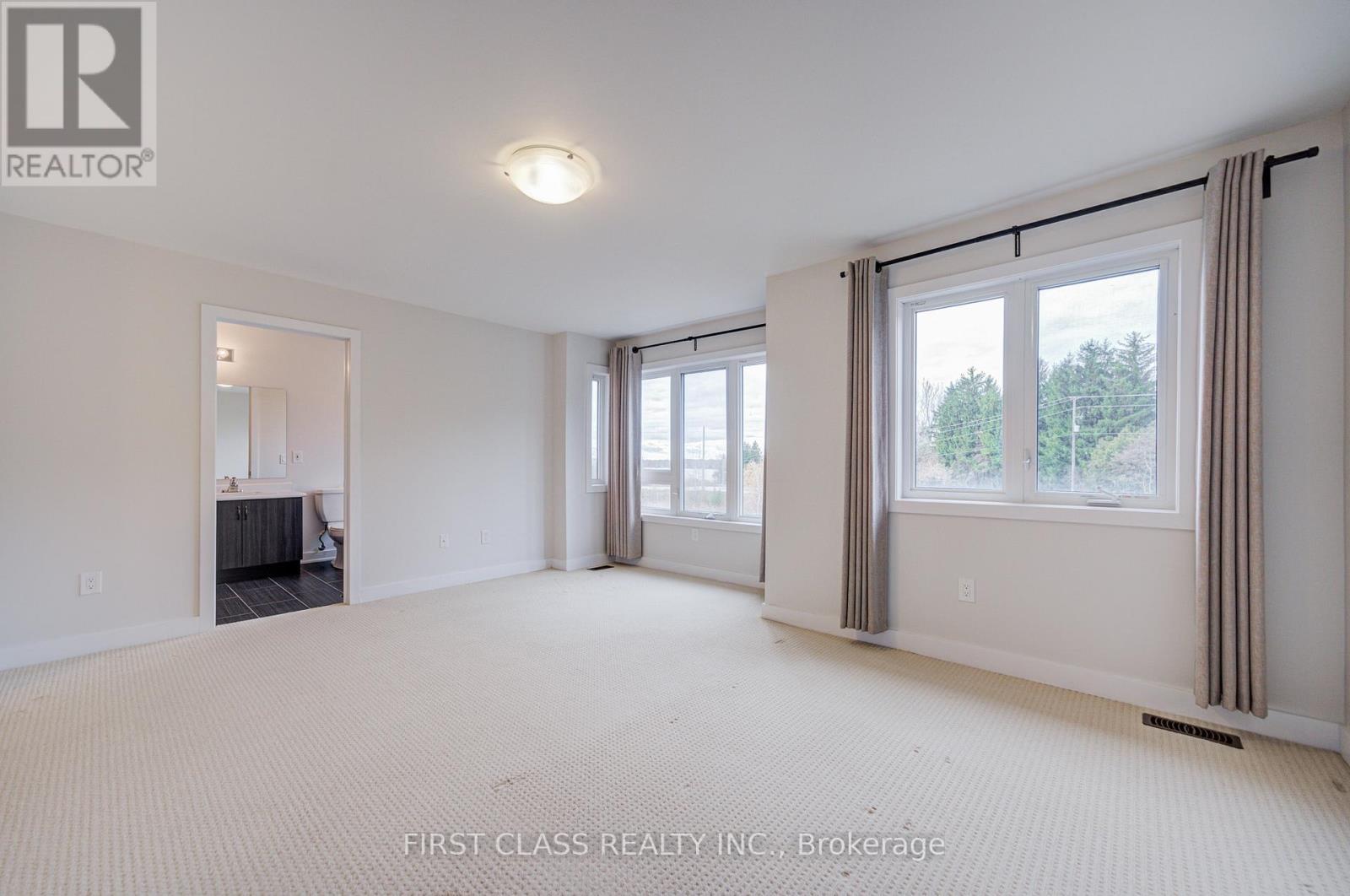 52 Helliwell Crescent, Richmond Hill, Ontario  L4E 1C7 - Photo 20 - N12470896