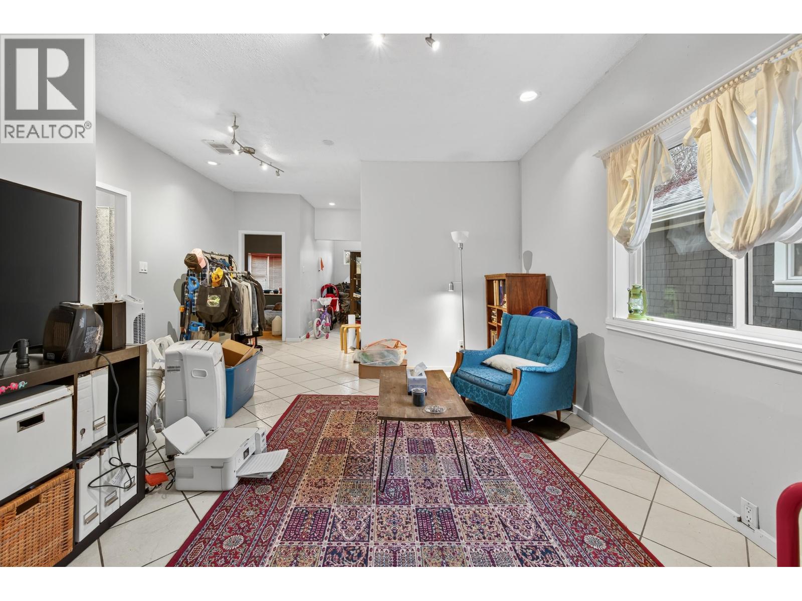 3838 Inverness Street, Vancouver, British Columbia  V5V 4W2 - Photo 4 - R3066211