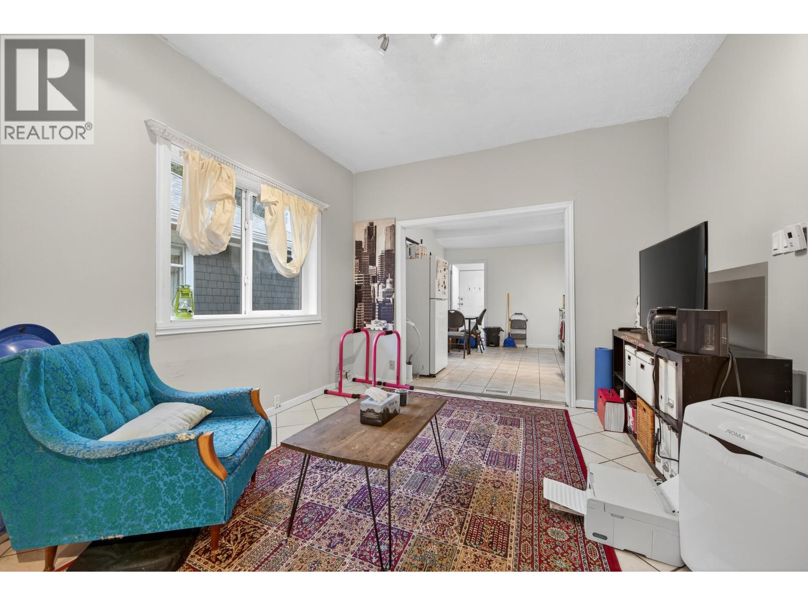 3838 Inverness Street, Vancouver, British Columbia  V5V 4W2 - Photo 3 - R3066211