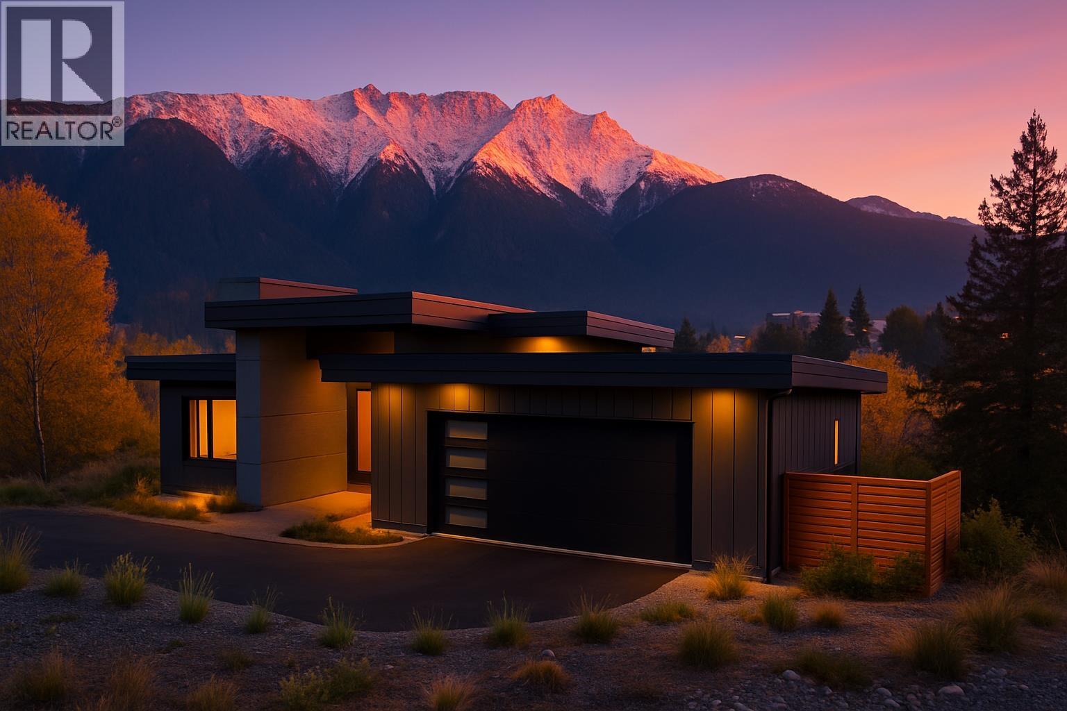 7653 Seven O'clock Drive, Pemberton, British Columbia  V0N 2L3 - Photo 32 - R3064259