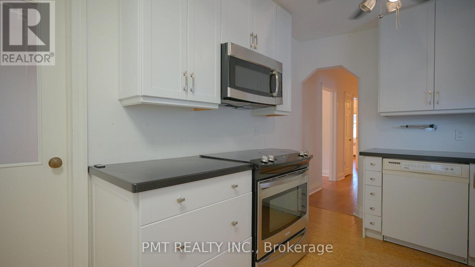 103 Yardley Avenue, Toronto, Ontario  M4B 2A9 - Photo 3 - E12476262