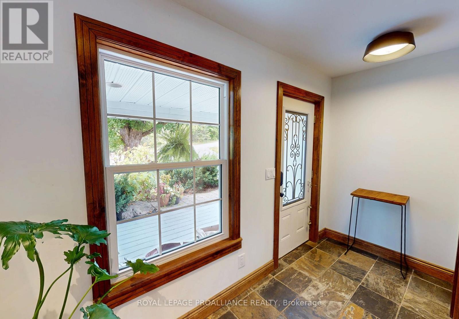 314 Halloway Road, Quinte West, Ontario  K0K 3E0 - Photo 7 - X12394657