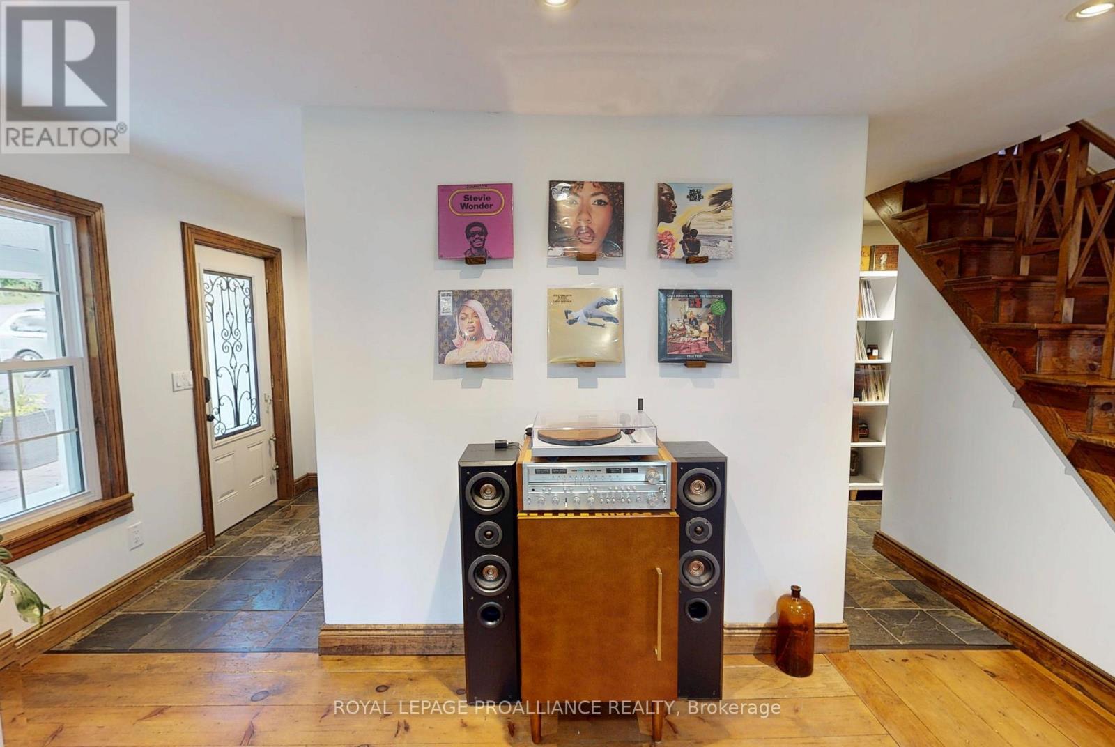 314 Halloway Road, Quinte West, Ontario  K0K 3E0 - Photo 9 - X12394657