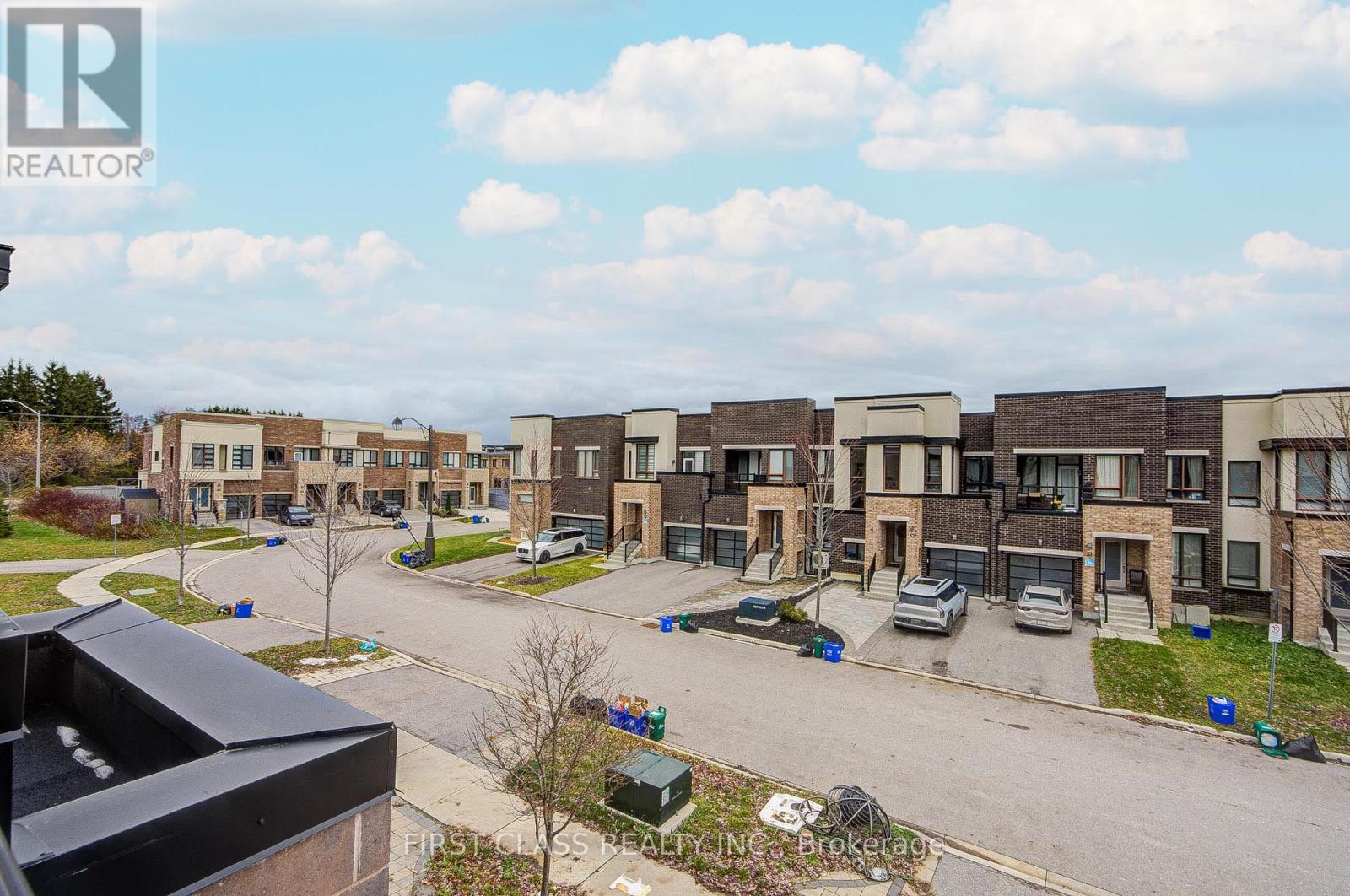 52 Helliwell Crescent, Richmond Hill, Ontario  L4E 1C7 - Photo 42 - N12470896