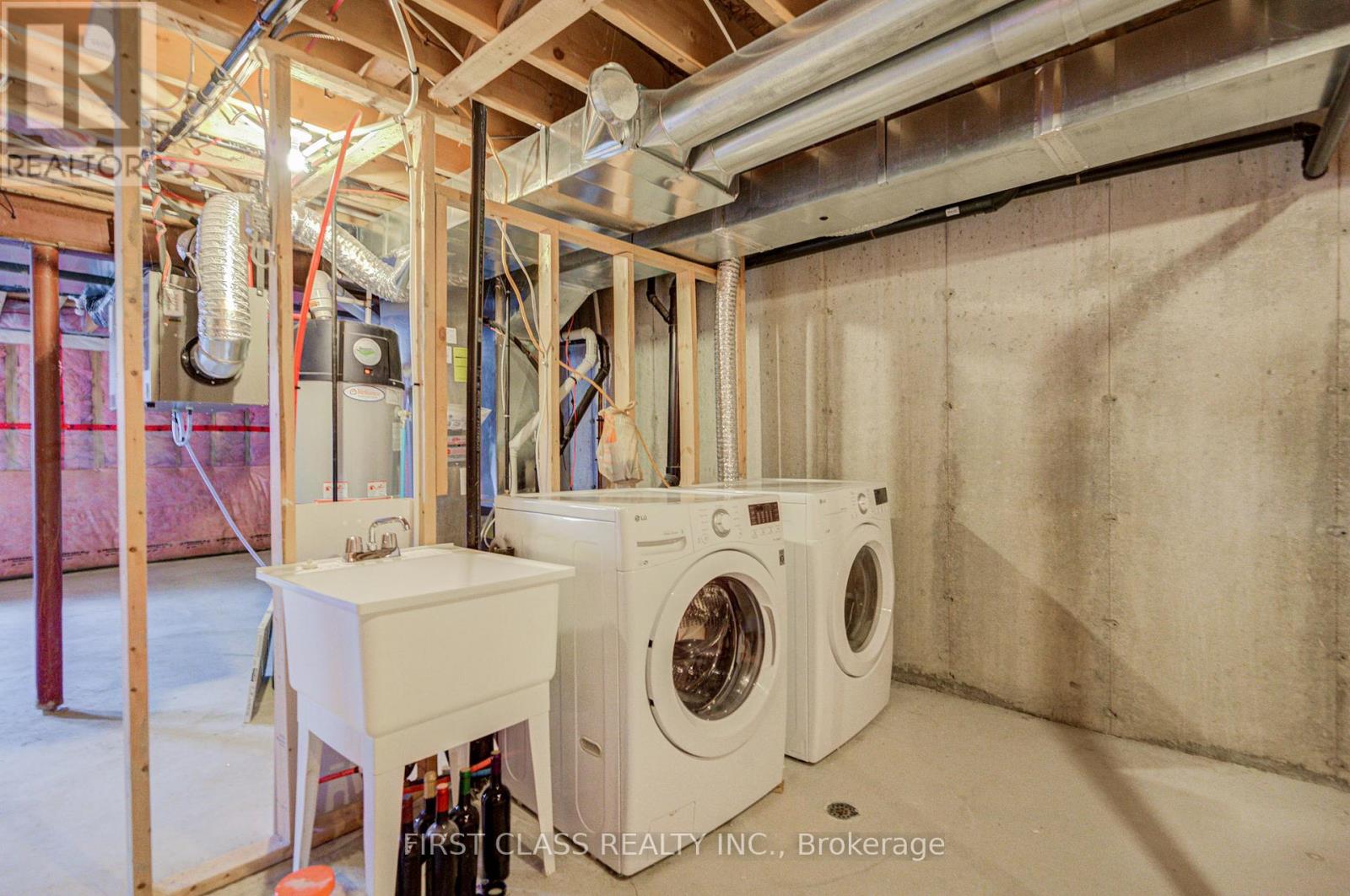 52 Helliwell Crescent, Richmond Hill, Ontario  L4E 1C7 - Photo 40 - N12470896