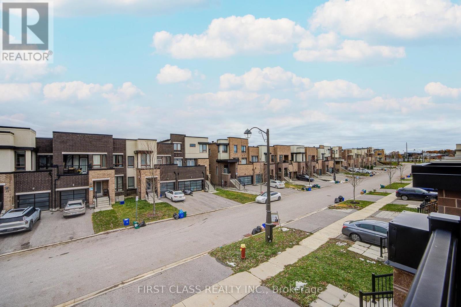 52 Helliwell Crescent, Richmond Hill, Ontario  L4E 1C7 - Photo 41 - N12470896