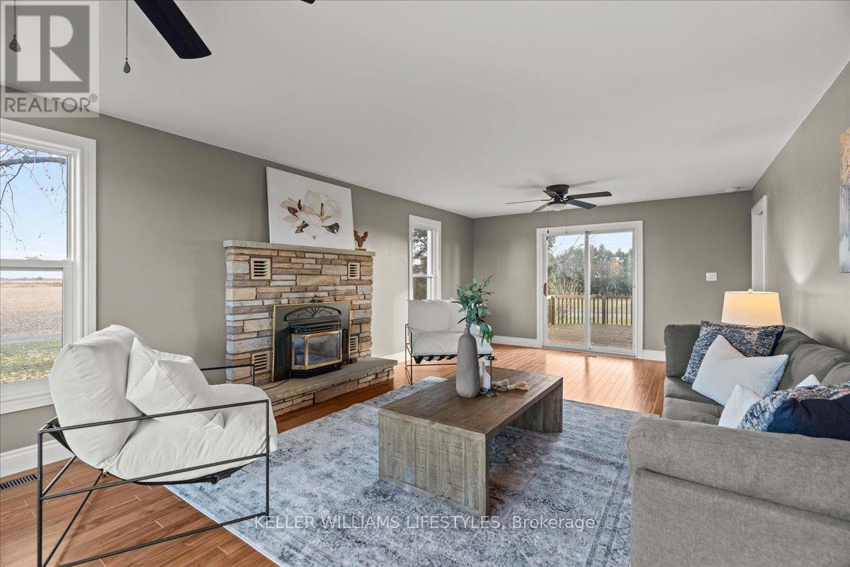 3981 Hyslop Line, Plympton-Wyoming, Ontario  N0N 1E0 - Photo 15 - X12550946