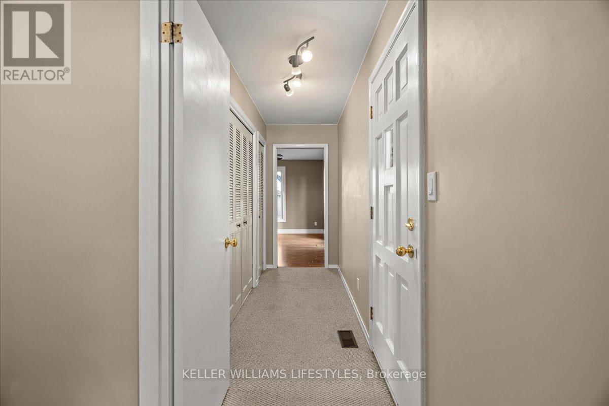 3981 Hyslop Line, Plympton-Wyoming, Ontario  N0N 1E0 - Photo 12 - X12550946