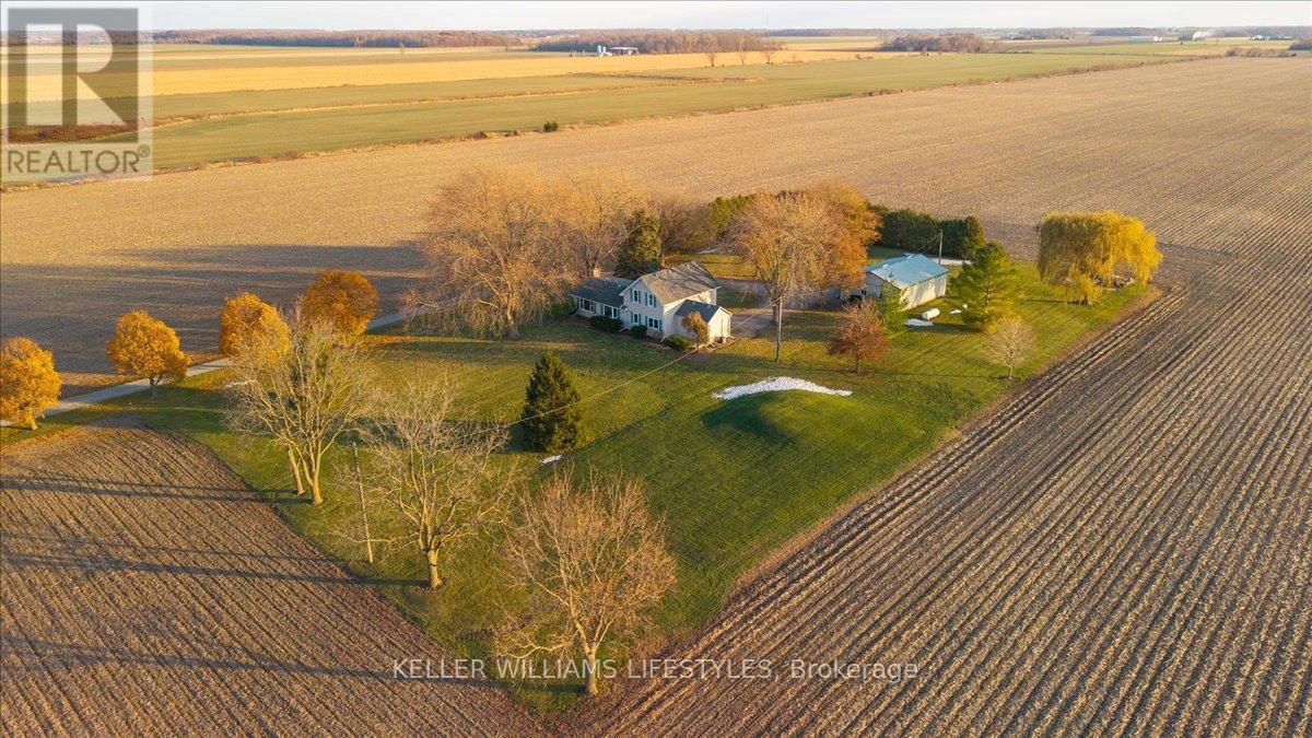 3981 Hyslop Line, Plympton-Wyoming, Ontario  N0N 1E0 - Photo 3 - X12550946