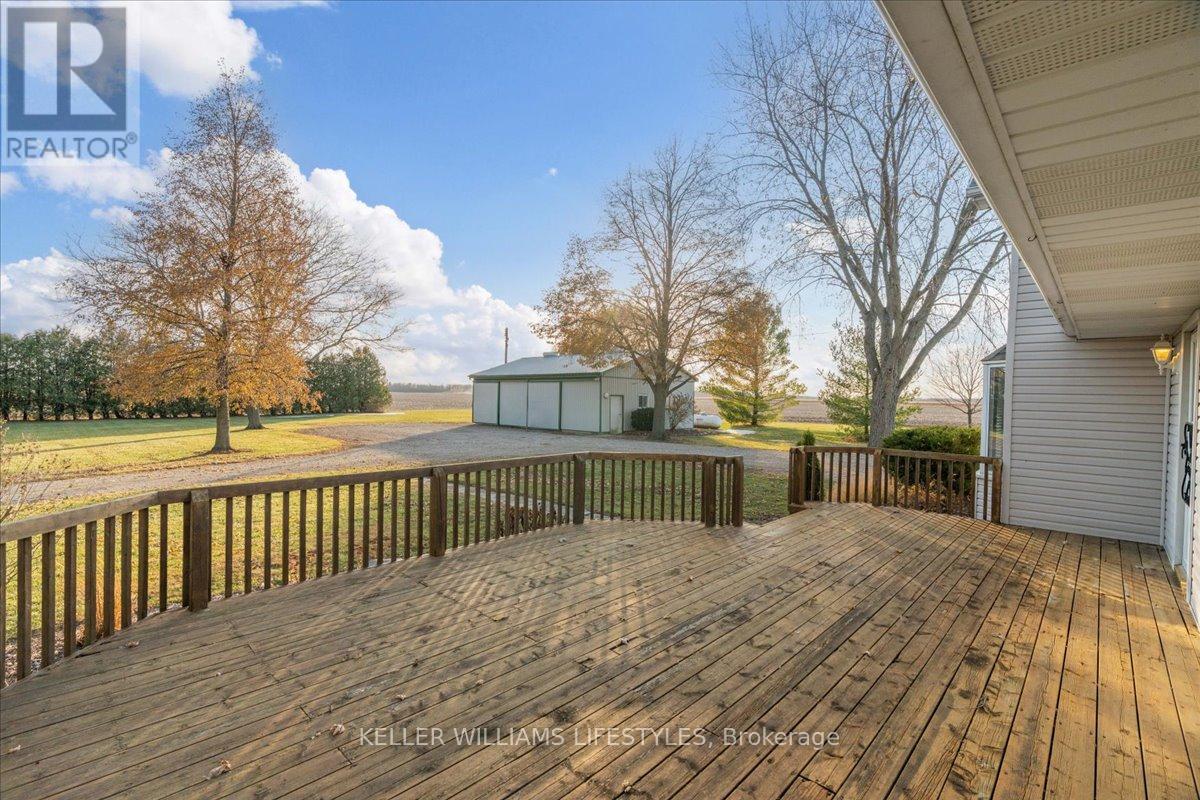 3981 Hyslop Line, Plympton-Wyoming, Ontario  N0N 1E0 - Photo 35 - X12550946