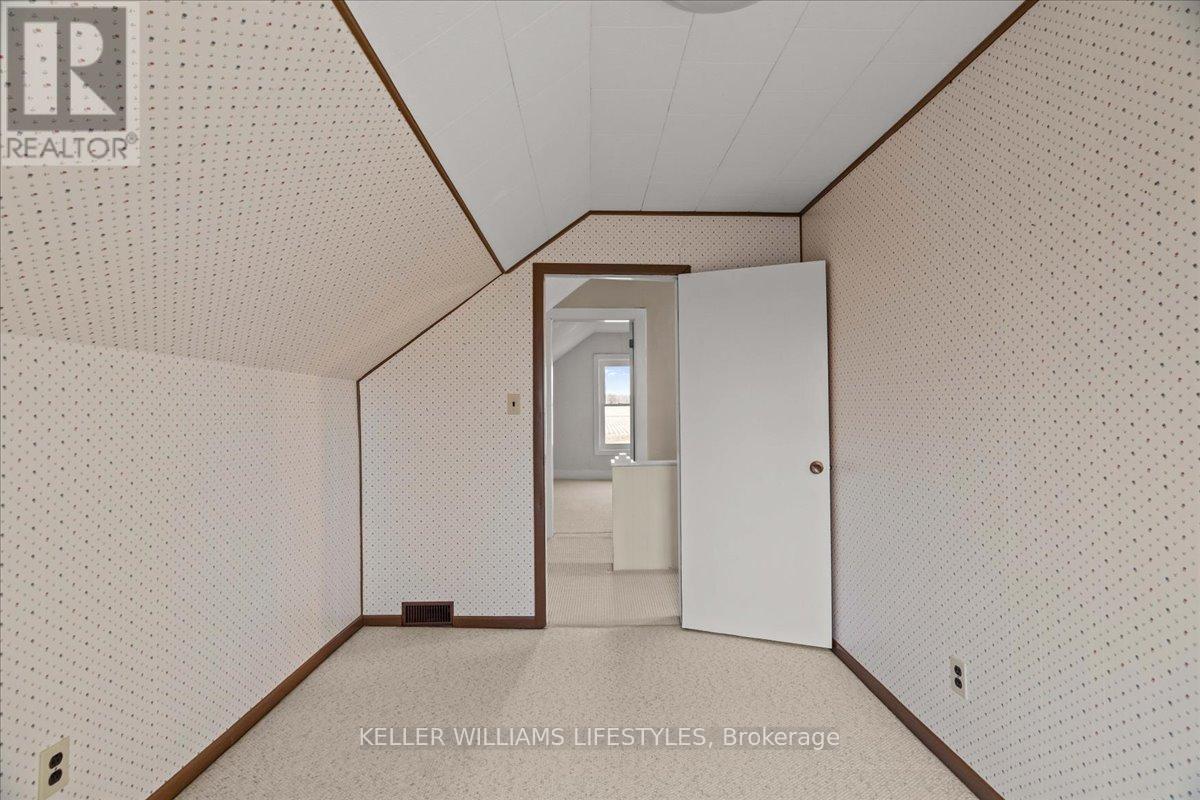 3981 Hyslop Line, Plympton-Wyoming, Ontario  N0N 1E0 - Photo 30 - X12550946