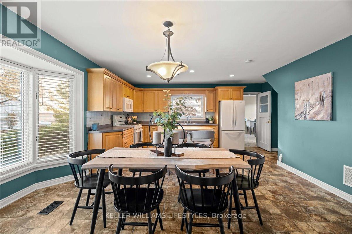 3981 Hyslop Line, Plympton-Wyoming, Ontario  N0N 1E0 - Photo 9 - X12550946