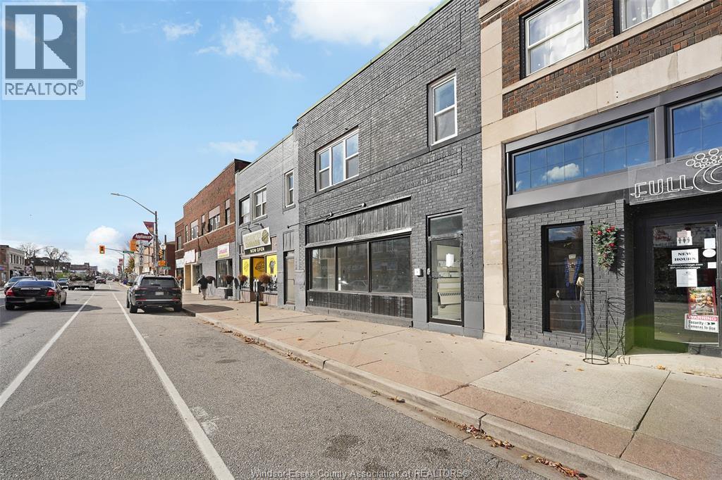 MLS# 25028975: 1334 WYANDOTTE, Windsor, Canada