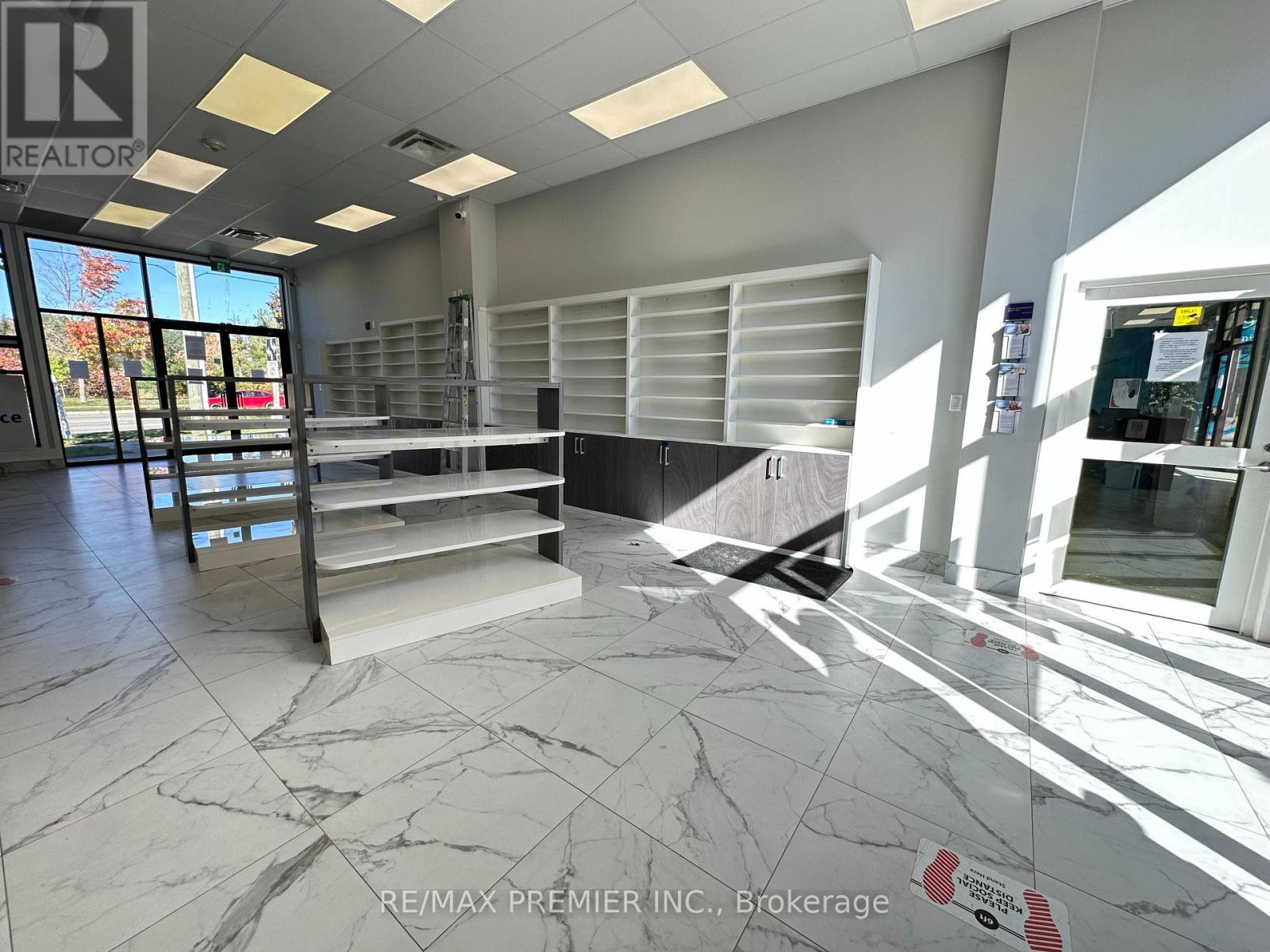 120 Guelph Street, Halton Hills, Ontario  L7G 4A4 - Photo 27 - W12451385