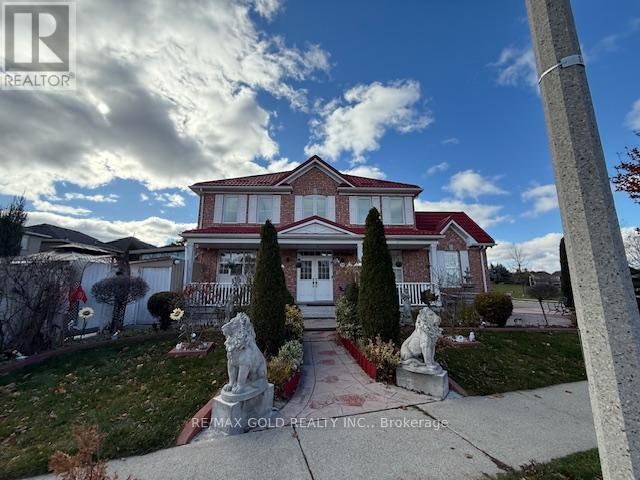 24 Eastway Street, Brampton, Ontario L6S 0A4 - Photo 2 - W12549372