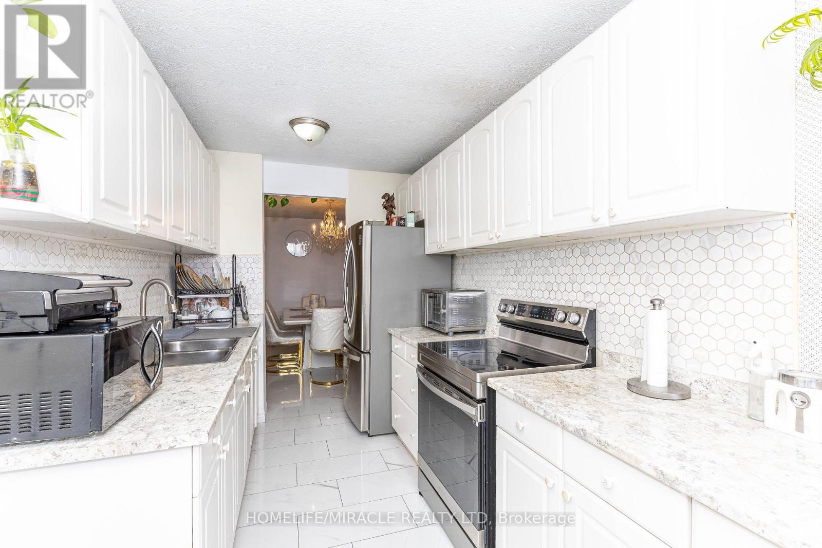 2311 - 18 Knightsbridge Road, Brampton, Ontario  L6T 3X5 - Photo 22 - W12539448