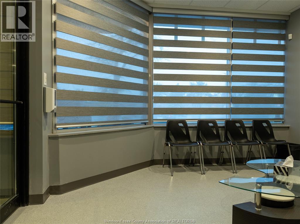 2950 Dougall Unit# 3, Windsor, Ontario  N9E 1S2 - Photo 4 - 25028755