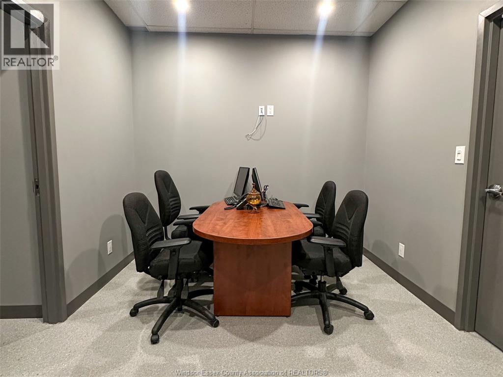 2950 Dougall Unit# 3, Windsor, Ontario  N9E 1S2 - Photo 14 - 25028755