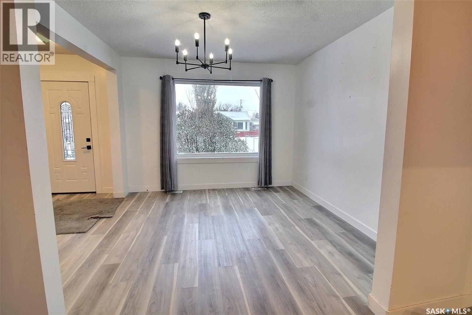 514 8th Street E, Prince Albert, Saskatchewan  S6V 0W6 - Photo 4 - SK021832