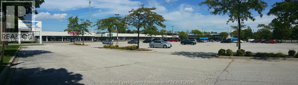 2950 Dougall Unit# 3, Windsor, Ontario  N9E 1S2 - Photo 23 - 25028755