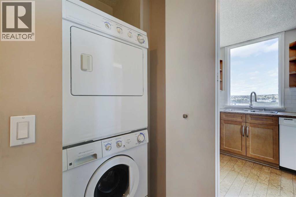 1501, 145 Point Drive Nw, Calgary, Alberta  T3B 4W1 - Photo 27 - A2213489