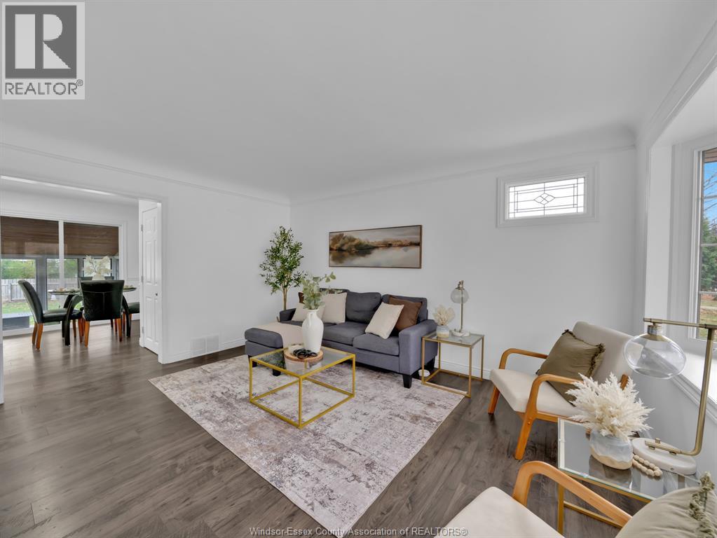 3312 Mckay Avenue, Windsor, Ontario N9E 2R5 - Photo 3 - 25028917