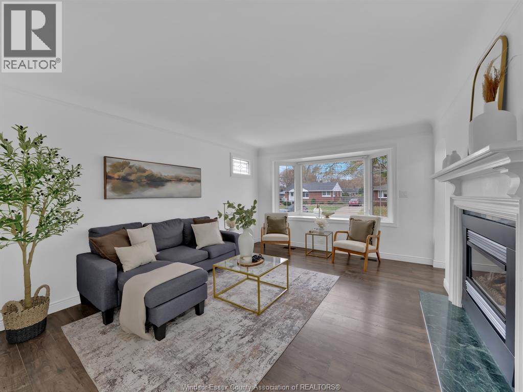 3312 Mckay Avenue, Windsor, Ontario N9E 2R5 - Photo 5 - 25028917