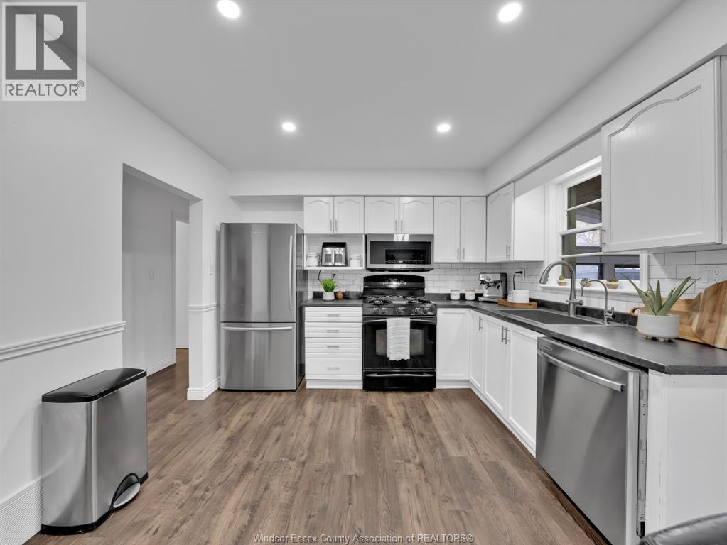 3312 Mckay Avenue, Windsor, Ontario N9E 2R5 - Photo 9 - 25028917