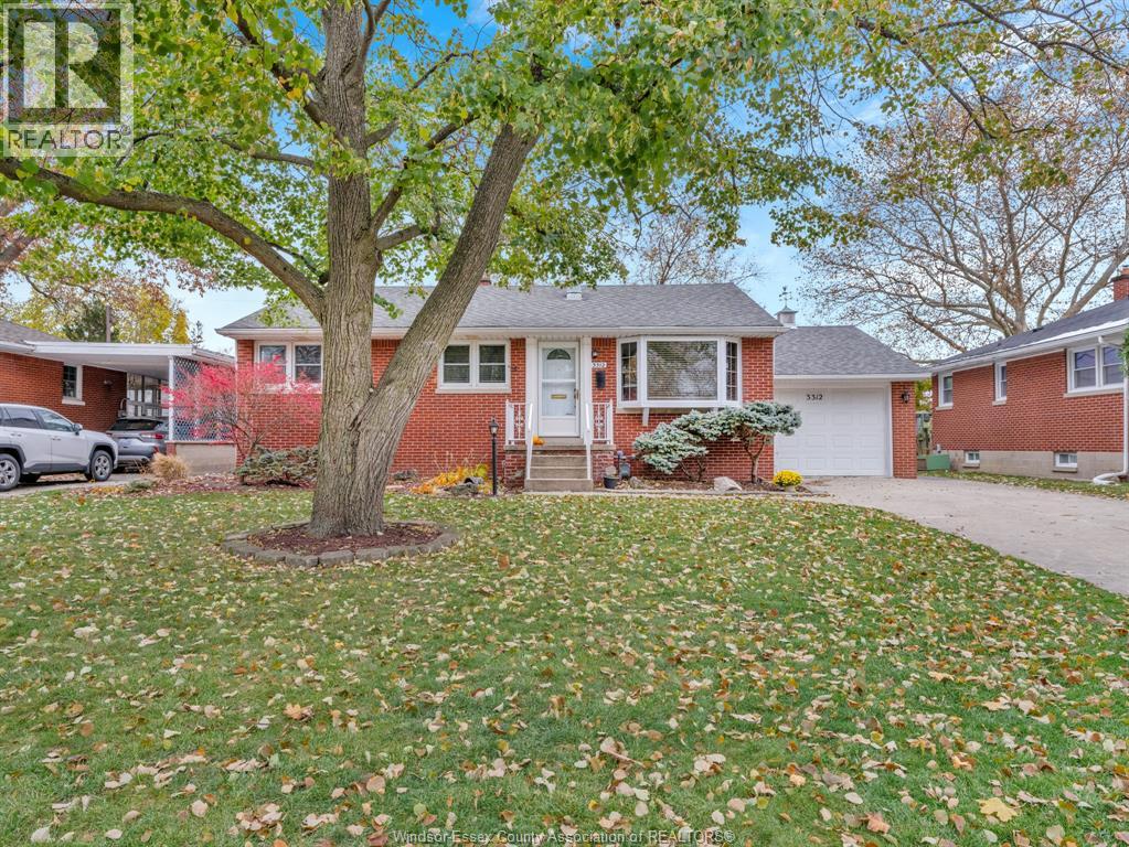 3312 MCKAY AVENUE, Windsor, Ontario