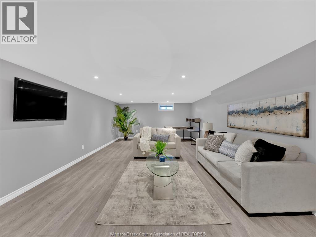 3312 Mckay Avenue, Windsor, Ontario N9E 2R5 - Photo 19 - 25028917