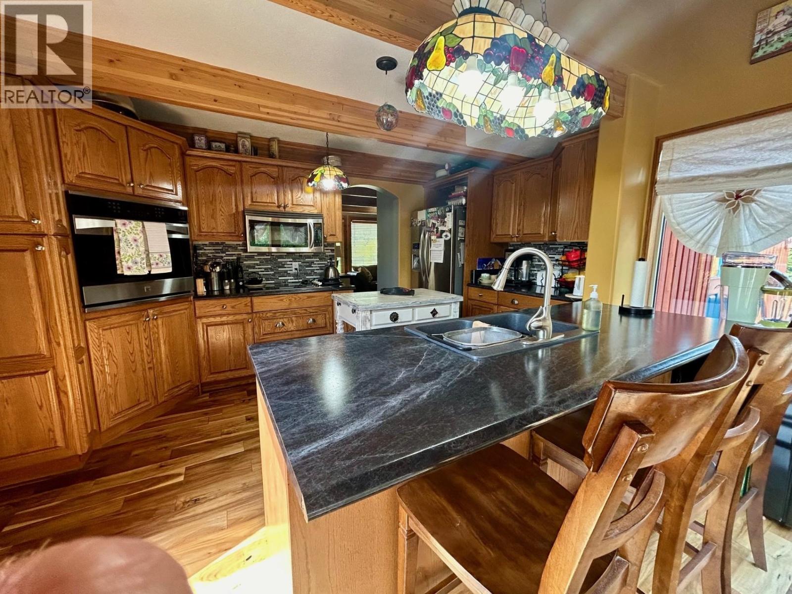 58 Radar Road, Fort Nelson, British Columbia  V0C 1R0 - Photo 6 - R3012384