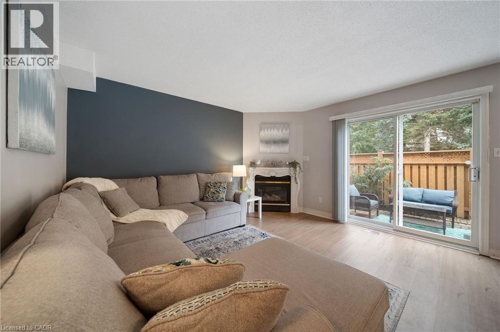 320 Hamilton Drive Unit# 10, Ancaster, Ontario  L9G 4W6 - Photo 12 - 40788774